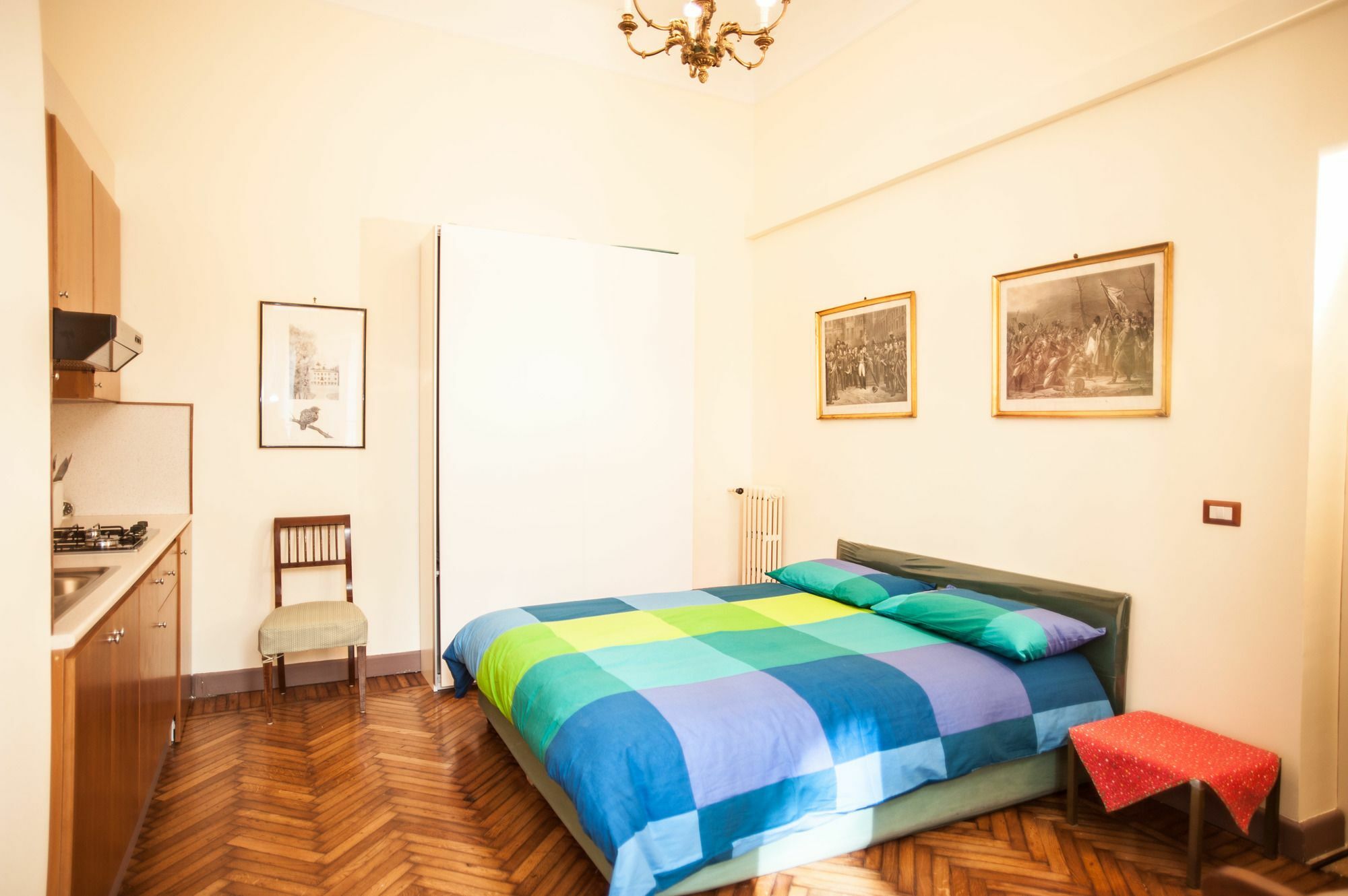 Interno 5 * Napoli