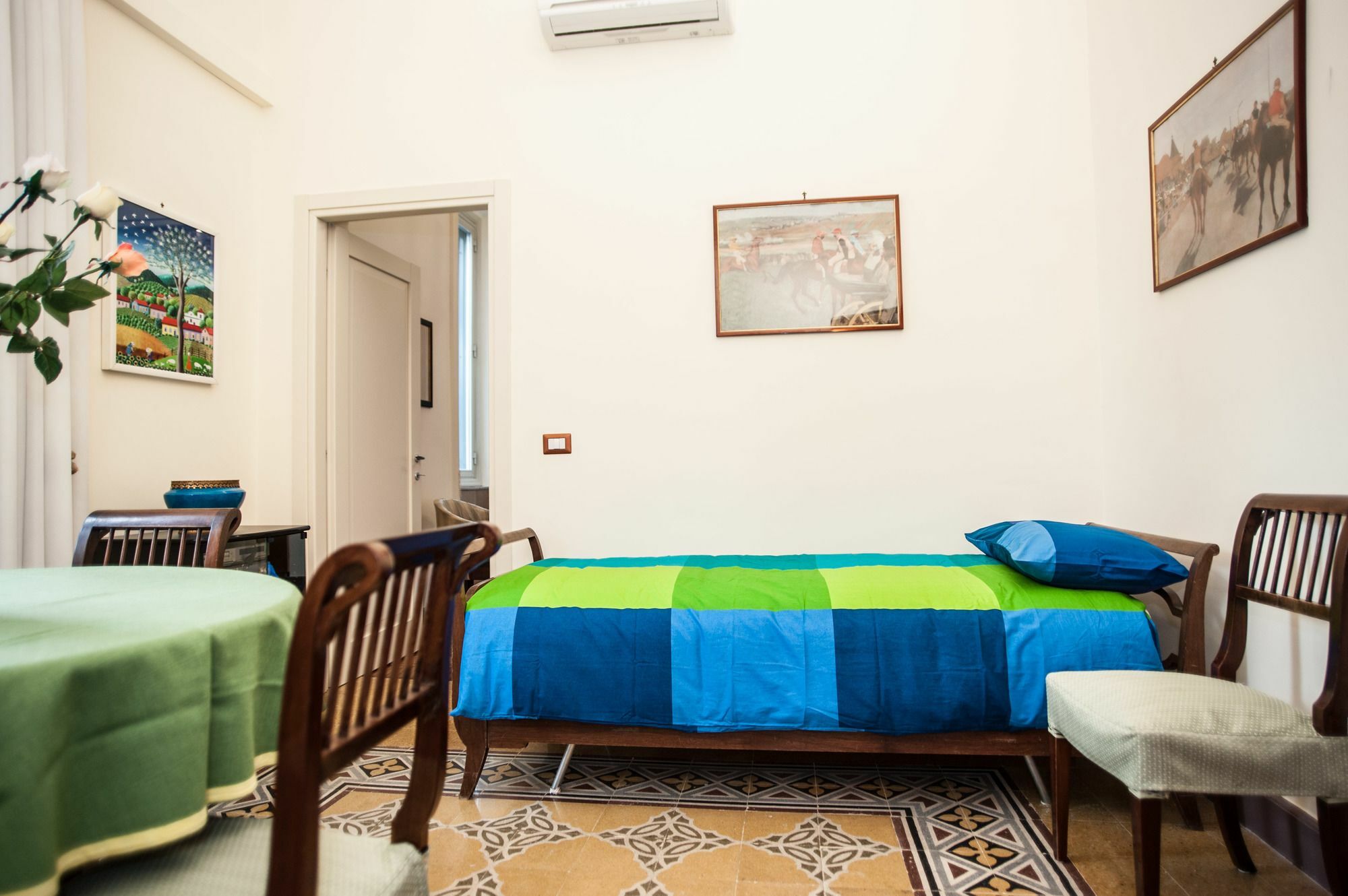 Interno 5